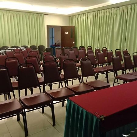 G Six Hotel Ситиаван Экстерьер фото