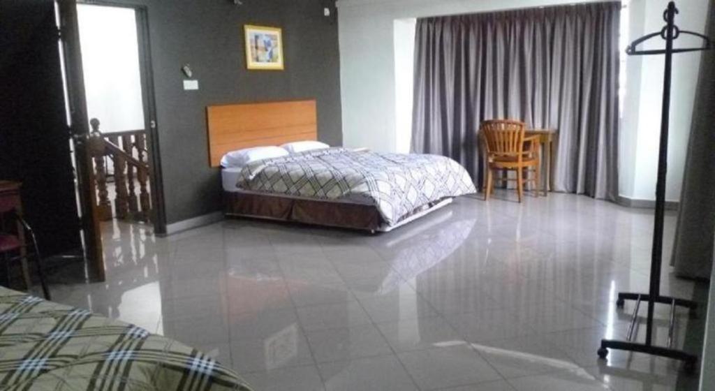 G Six Hotel Ситиаван Экстерьер фото