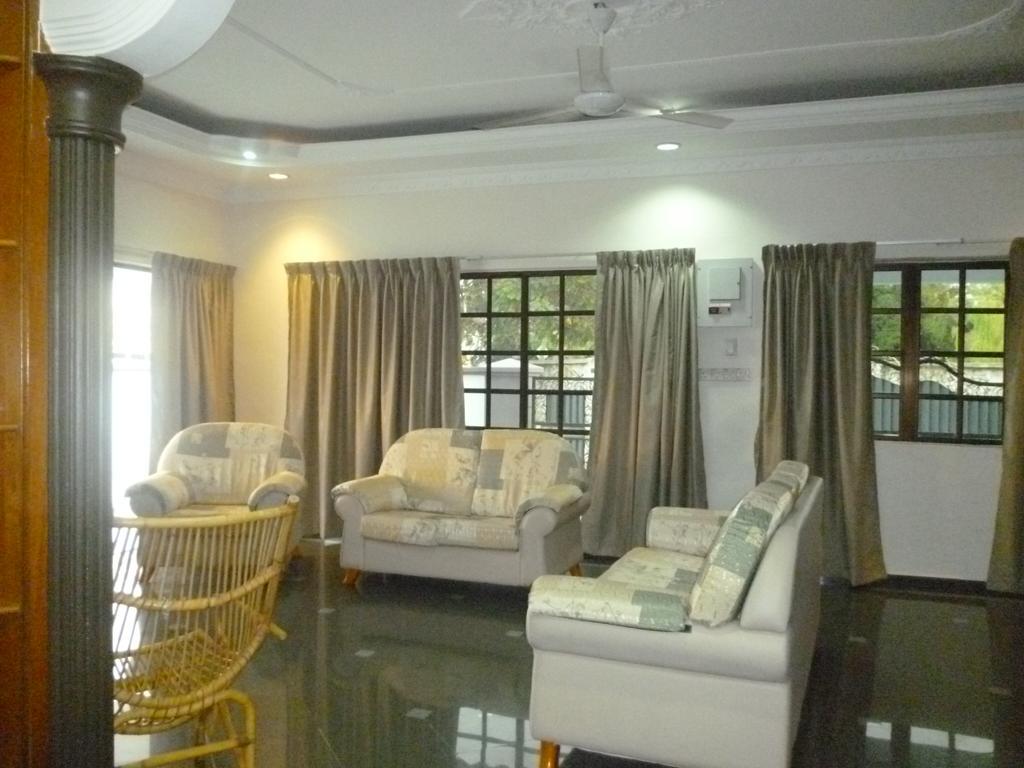 G Six Hotel Ситиаван Экстерьер фото