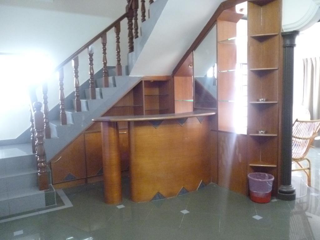 G Six Hotel Ситиаван Экстерьер фото